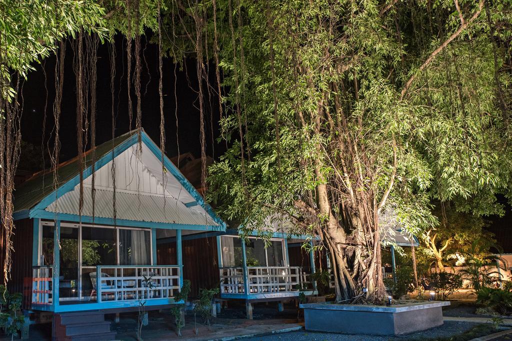 Blu' Beach Bungalows Ламаи-Бич Экстерьер фото